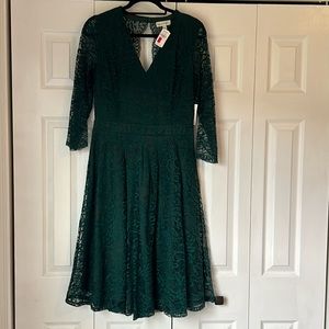 Emerald Green Lace dress